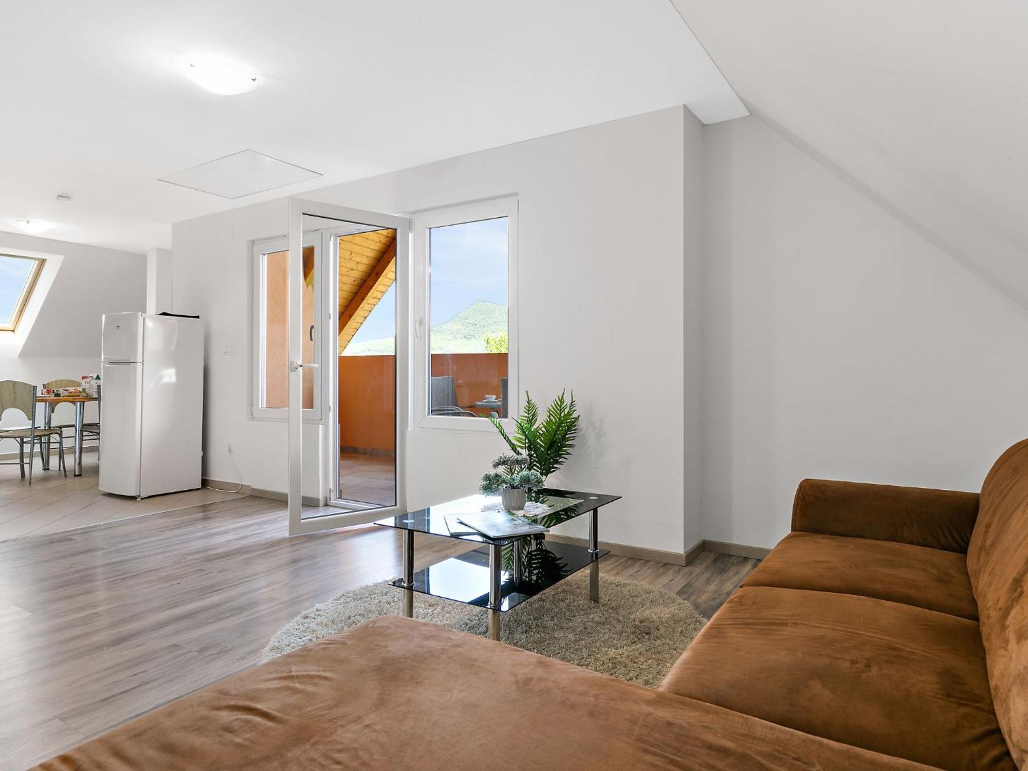 Apartment Beate - Bac121 By Interhome Badacsonytomaj Eksteriør billede