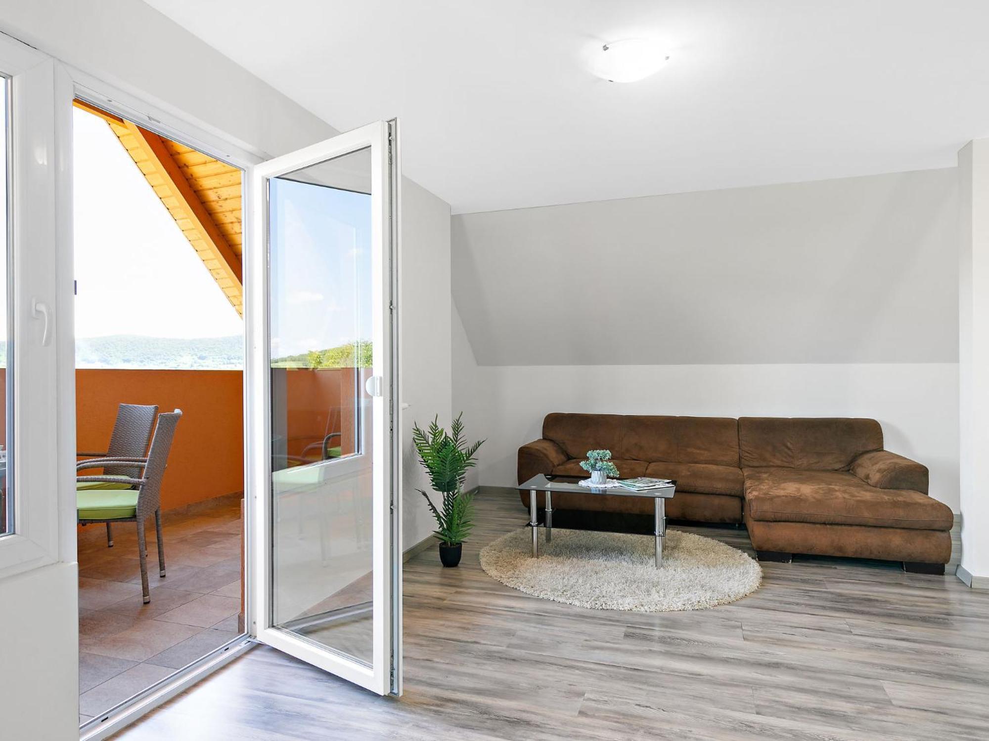 Apartment Beate - Bac121 By Interhome Badacsonytomaj Eksteriør billede